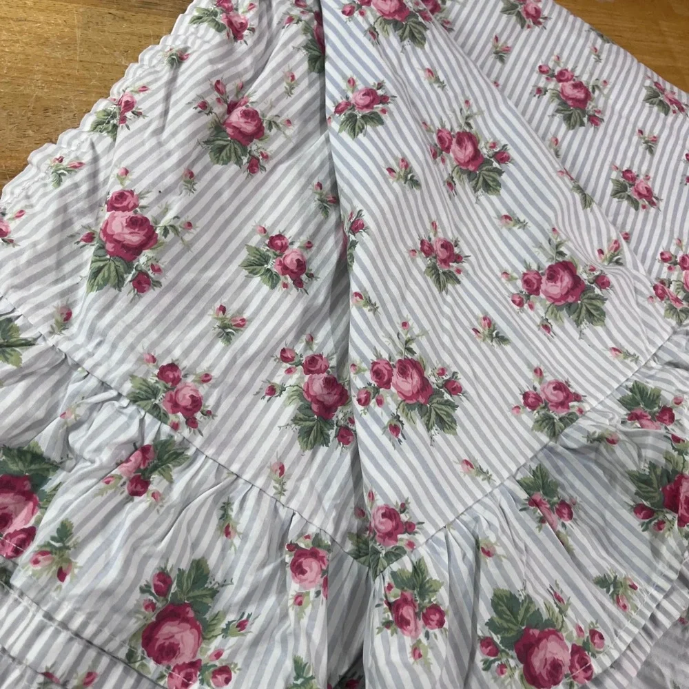 Vtg Ralph Lauren Emma Blue Floral Rose Ticking Stripe Ruffle Full Flat Sheet USA